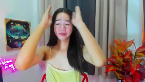 yourtinybunny online show from March 31, 2026, 5:30 am