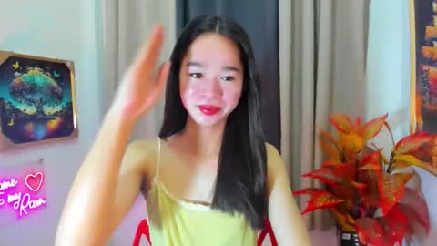 yourtinybunny online show from April 2, 2026, 10:57 am