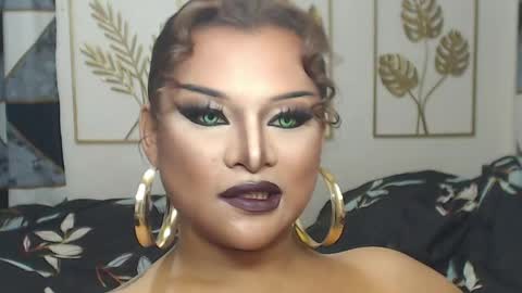 Snapshot of yourtrannyqueenxxx chatting on April 27, 2026, 11:25 pm Anastacia Grey online show from April 27, 2026, 11:25 pm
