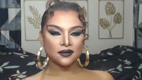 Snapshot of yourtrannyqueenxxx chatting on June 1, 2026, 11:17 pm Anastacia Grey online show from June 1, 2026, 11:17 pm