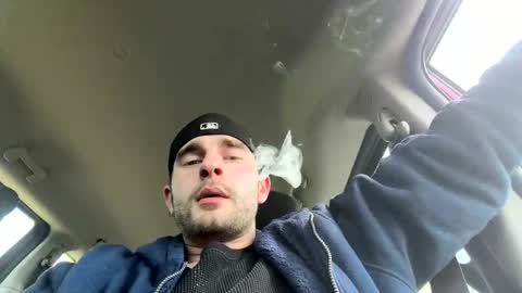Snapshot of yourwhiteislandboy chatting on May 3, 2026, 2:45 pm yourwhiteislandboy online show from May 3, 2026, 2:45 pm