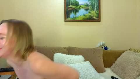 Snapshot of yourxqueen chatting on May 22, 2026, 6:20 am YourXQueen online show from May 22, 2026, 6:20 am
