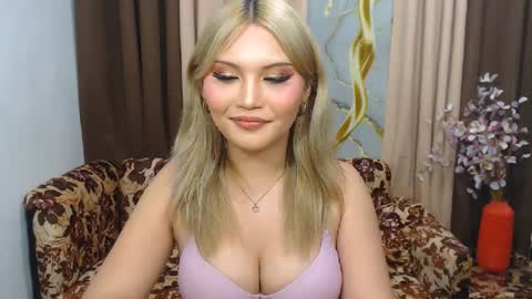 Snapshot of youungsextdeity chatting on July 7, 2026, 10:08 am cathy online show from July 7, 2026, 10:08 am