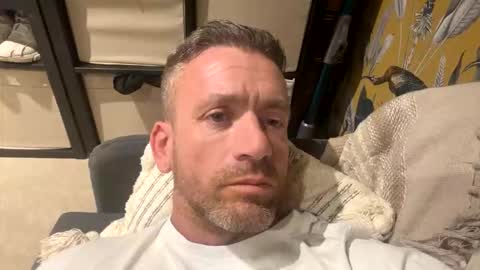 Snapshot of youwantus69 chatting on November 18, 2025, 5:12 am You want us 69 online show from November 18, 2025, 5:12 am