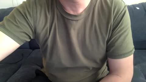 yque online show from February 19, 2026, 1:01 am