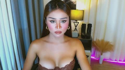 ysabellefox online show from July 23, 2026, 9:29 am