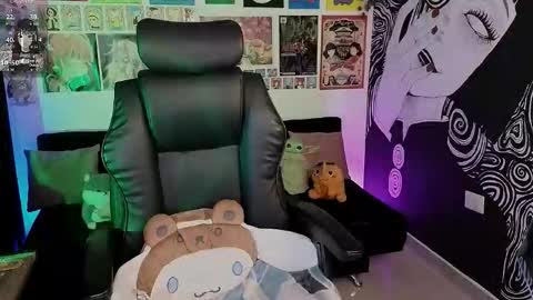 Snapshot of yuhwa chatting on February 10, 2026, 12:48 am rawr Anne Independent model online show from February 10, 2026, 12:48 am