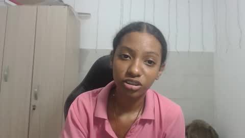 Snapshot of yukari_pr chatting on October 16, 2025, 2:56 am YUKARI online show from October 16, 2025, 2:56 am