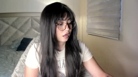 Snapshot of yuki_mitsuri chatting on November 10, 2025, 1:10 pm yuki_mitsuri online show from November 10, 2025, 1:10 pm