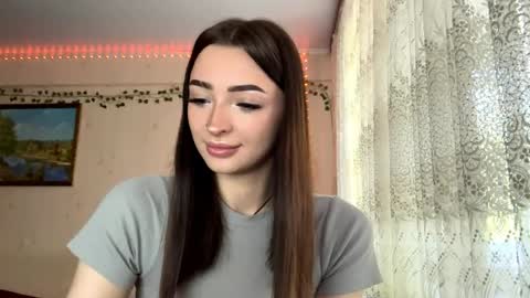 Snapshot of yukikotolfree chatting on June 2, 2026, 6:04 am Hey there my name is Yuki Lets hit 10 Thumbs Up together online show from June 2, 2026, 6:04 am