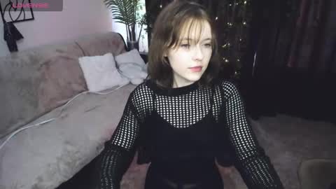 YukiShine online show from May 17, 2026, 12:34 pm