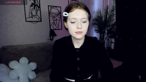 YukiShine online show from May 20, 2026, 9:59 am