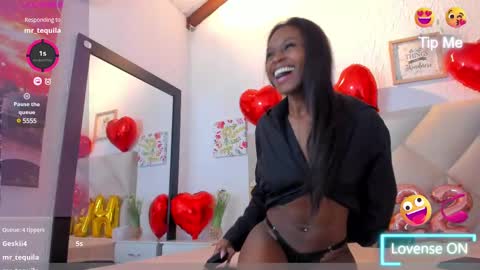 Yuliana online show from February 15, 2025, 3:28 pm