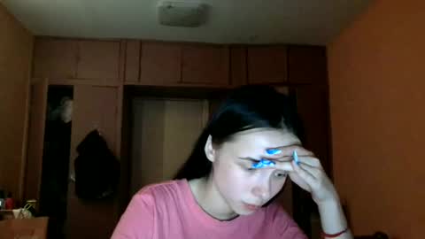 Yuliia online show from May 25, 2026, 6:47 pm