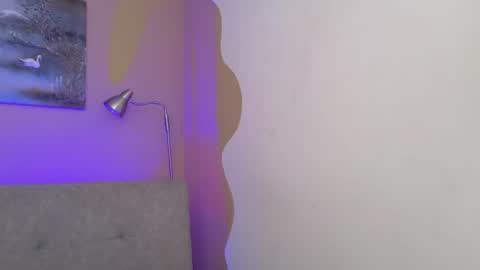 yuliethpetite online show from July 7, 2026, 11:36 am