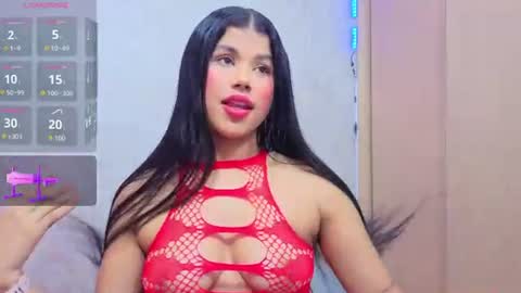 yulissa_girls online show from June 12, 2026, 2:54 am