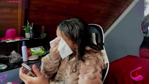 Snapshot of yumi_hanna chatting on December 23, 2025, 2:09 am yumi_hanna online show from December 23, 2025, 2:09 am