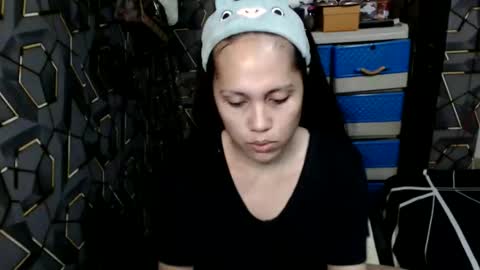 yumi online show from March 23, 2026, 4:11 pm