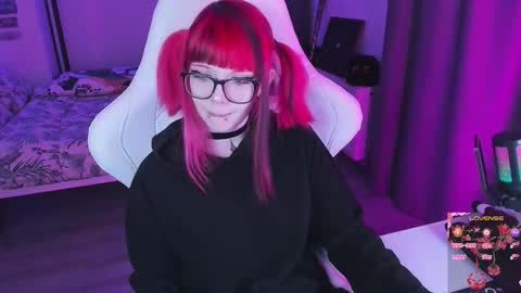 Yumi 3 online show from October 16, 2025, 9:49 pm