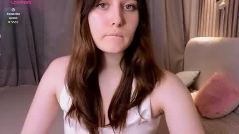 Amie online show from July 26, 2026, 6:26 pm