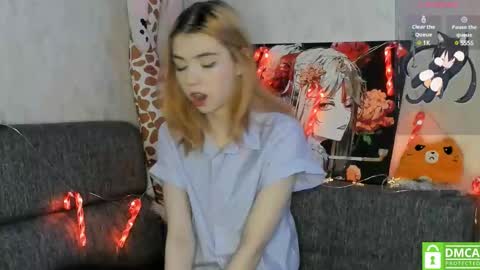 Snapshot of yumiko_uwu chatting on December 4, 2024, 8:12 am Yumeko online show from December 4, 2024, 8:12 am