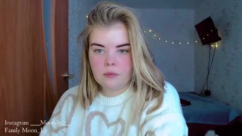 Snapshot of yumm_lolly chatting on December 19, 2024, 10:34 am Polly online show from December 19, 2024, 10:34 am