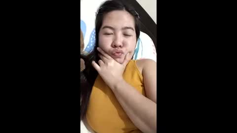 Snapshot of yummy72747 chatting on February 10, 2026, 4:11 pm yummy72747 online show from February 10, 2026, 4:11 pm