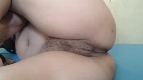 yummy72747 online show from July 7, 2026, 9:24 am