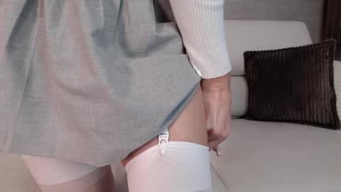 you babe online show from April 27, 2026, 9:29 am