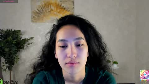 Cindey online show from April 24, 2026, 3:53 am