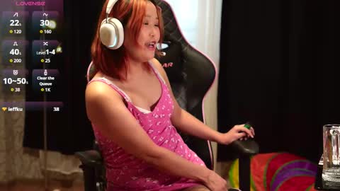 Snapshot of yummy_maya chatting on November 22, 2025, 3:49 am Chimi online show from November 22, 2025, 3:49 am