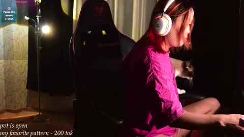 Snapshot of yummy_maya chatting on January 14, 2026, 4:45 pm Chimi online show from January 14, 2026, 4:45 pm