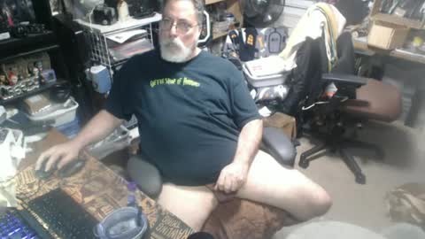 Snapshot of yummyflguy chatting on June 17, 2026, 7:04 pm yummyflguy online show from June 17, 2026, 7:04 pm