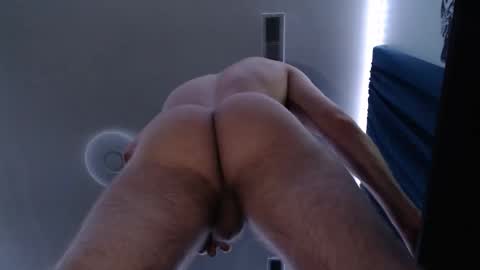 Snapshot of yummytwunk chatting on November 26, 2025, 5:19 am yummytwunk online show from November 26, 2025, 5:19 am