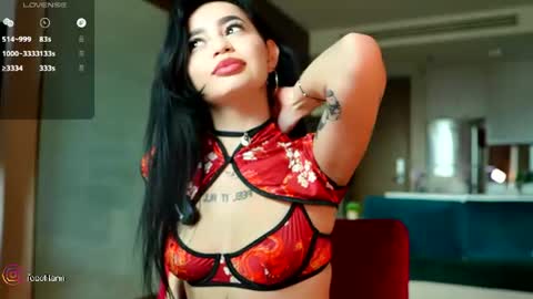 Snapshot of yuna_leen chatting on August 8, 2026, 2:47 am yuna_leen online show from August 8, 2026, 2:47 am