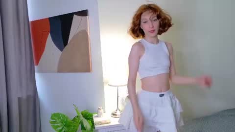 YUNA online show from July 28, 2026, 1:43 pm