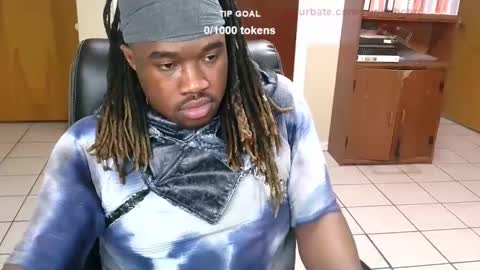 Snapshot of yungbbcbro chatting on December 27, 2024, 6:24 am Octavian online show from December 27, 2024, 6:24 am