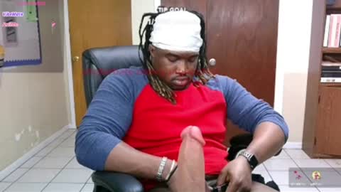 Snapshot of yungbbcbro chatting on January 5, 2025, 4:58 am Octavian online show from January 5, 2025, 4:58 am