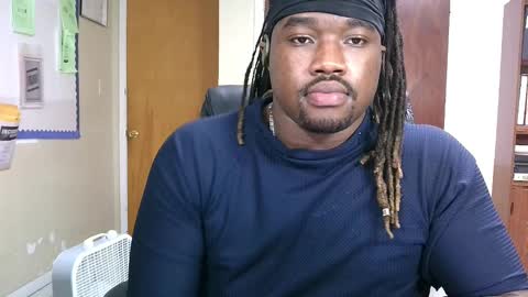 Snapshot of yungbbcbro chatting on March 7, 2025, 4:57 am Octavian online show from March 7, 2025, 4:57 am