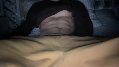 Snapshot of yungbull06 chatting on January 5, 2025, 1:24 am Yung Bull online show from January 5, 2025, 1:24 am