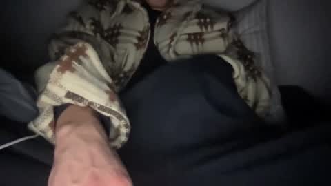 Snapshot of yungbull06 chatting on December 1, 2025, 5:01 am Yung Bull online show from December 1, 2025, 5:01 am