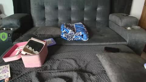 Snapshot of yungelitamor_ chatting on September 25, 2025, 4:49 am ELITA online show from September 25, 2025, 4:49 am