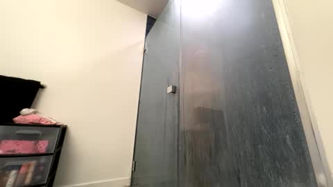 BbyTSSLut online show from January 6, 2026, 11:40 pm