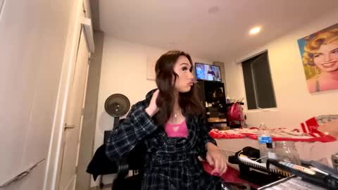 BbyTSSLut online show from April 12, 2026, 3:00 am