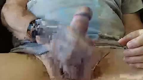 Snapshot of yuppers98 chatting on November 23, 2025, 5:13 pm Yuppers98 online show from November 23, 2025, 5:13 pm