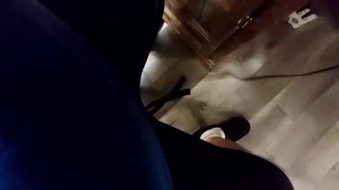 Snapshot of yupthatshim chatting on January 4, 2025, 4:33 am yupthatshim online show from January 4, 2025, 4:33 am