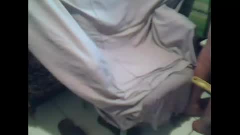 Snapshot of yura275123173 chatting on September 9, 2025, 11:32 am yura275123173 online show from September 9, 2025, 11:32 am