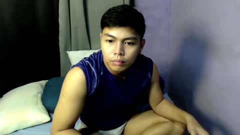 Snapshot of yuri_nation chatting on December 2, 2024, 7:27 pm yuri nation online show from December 2, 2024, 7:27 pm