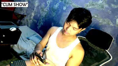 Snapshot of yuri_nation chatting on March 3, 2025, 5:39 pm yuri nation online show from March 3, 2025, 5:39 pm