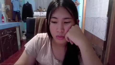 Snapshot of yuriyumixx_xoxo chatting on October 25, 2025, 10:45 am yuriyumixx_xoxo online show from October 25, 2025, 10:45 am